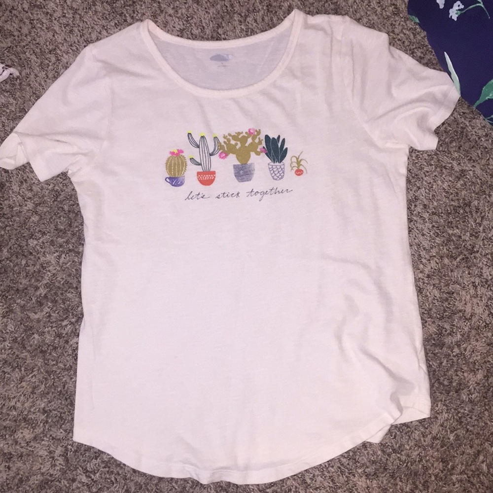 Old Navy T-Shirt